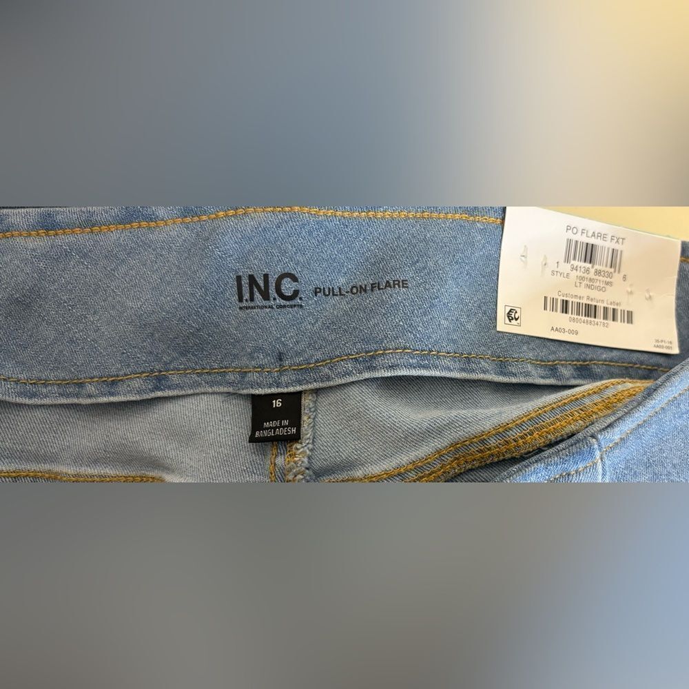 NWT INC International Concepts Light Blue Wide Leg Jeans 16 - Picture 4 of 4